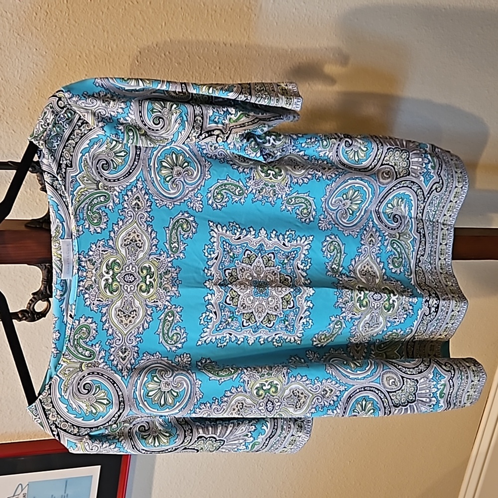 Stretchy Blue Print‎ top with button detail